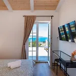Tatil Evi In *