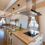 Tatil Evi In Rovanjska