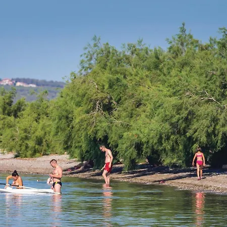 In * Rovanjska