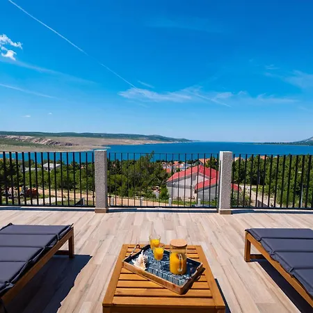 Gorgeous In With House Sea View