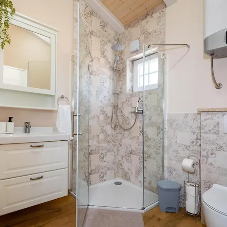 Gorgeous In With House Sea View