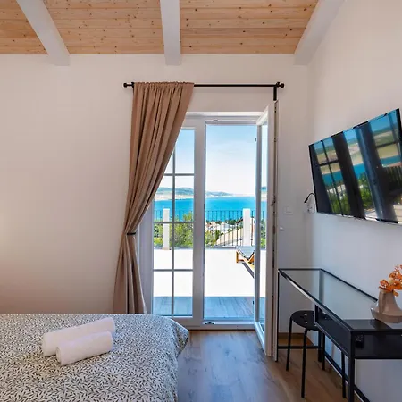 Holiday home Gorgeous In With House Sea View *