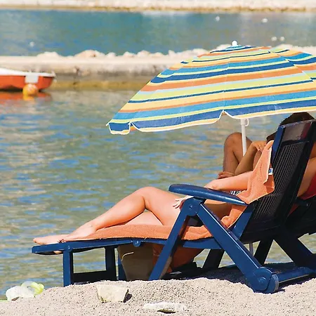 بيت للعطل In *