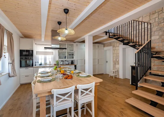 度假居 In 洛瓦尼斯卡